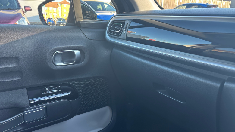 Citroen C3 1.2 PureTech Plus 5dr Petrol Hatchback